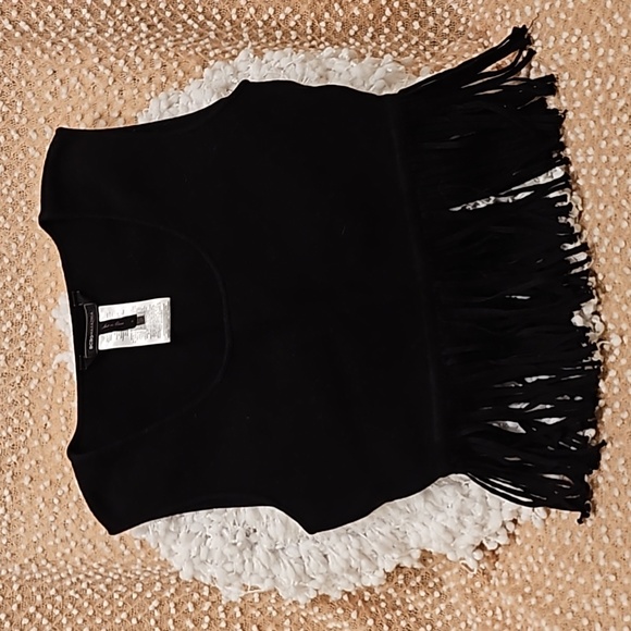 BCBGMaxAzria Fringe Crop Top - Picture 1 of 10